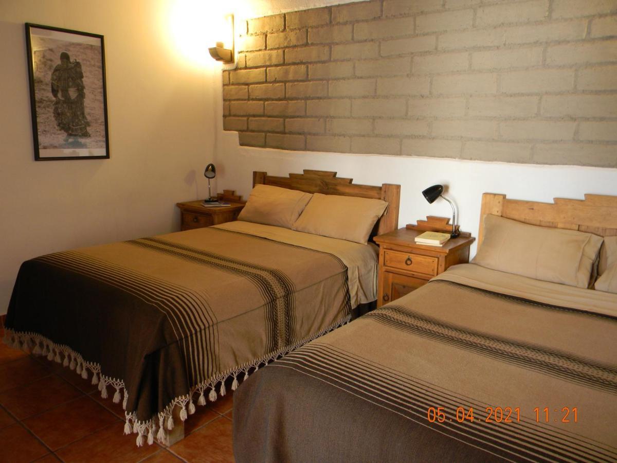 La Troje De Adobe Villa Креел Екстериор снимка