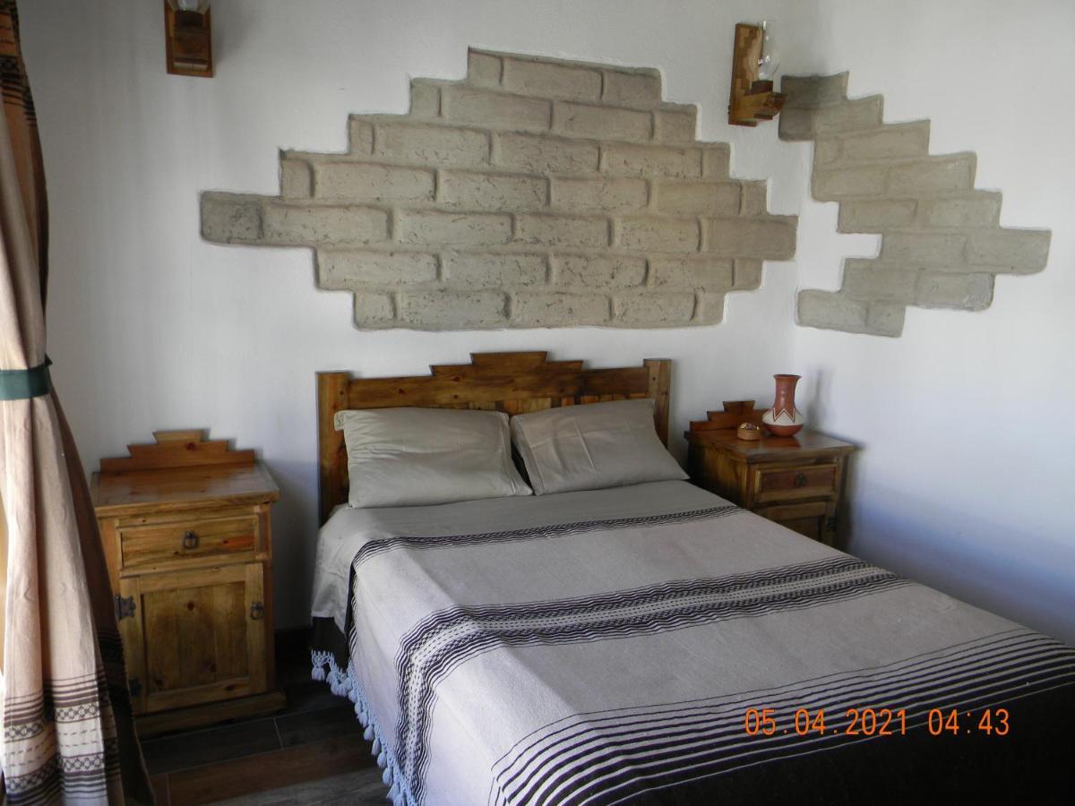 La Troje De Adobe Villa Креел Екстериор снимка