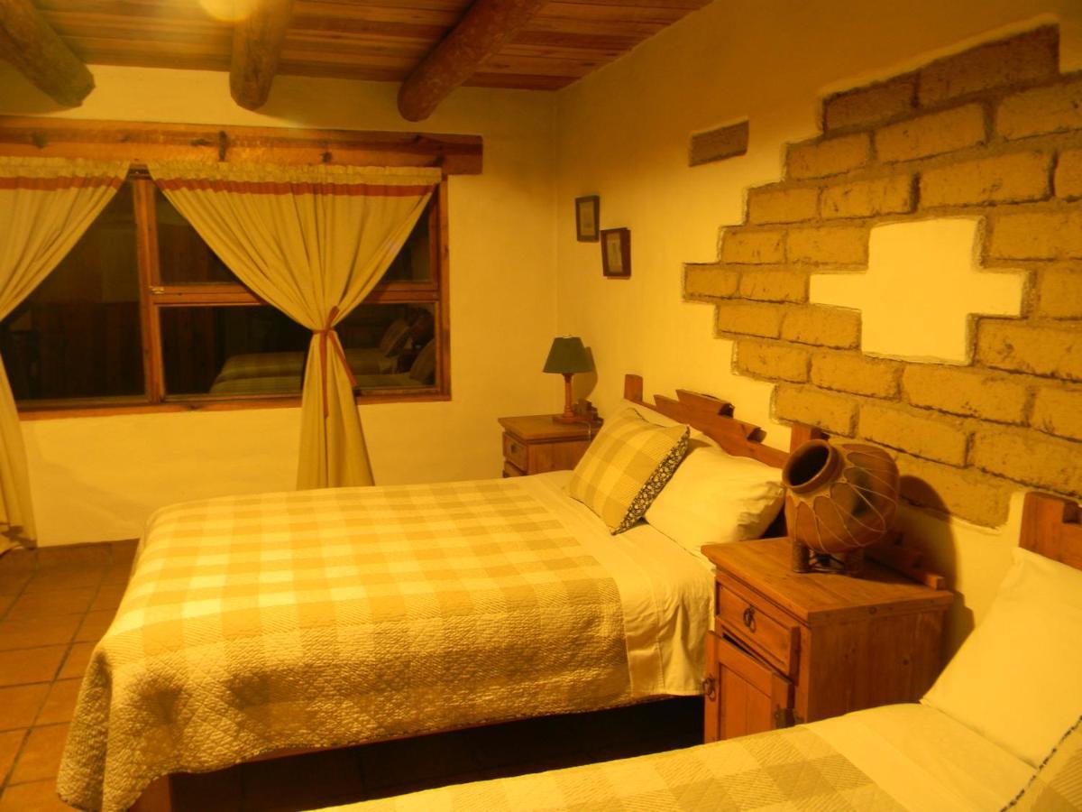 La Troje De Adobe Villa Креел Екстериор снимка