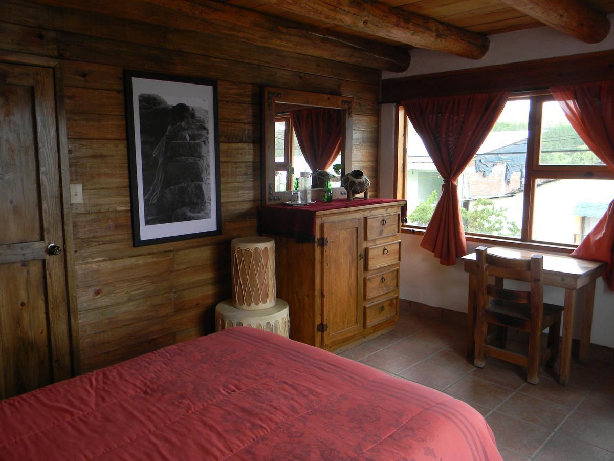 La Troje De Adobe Villa Креел Екстериор снимка
