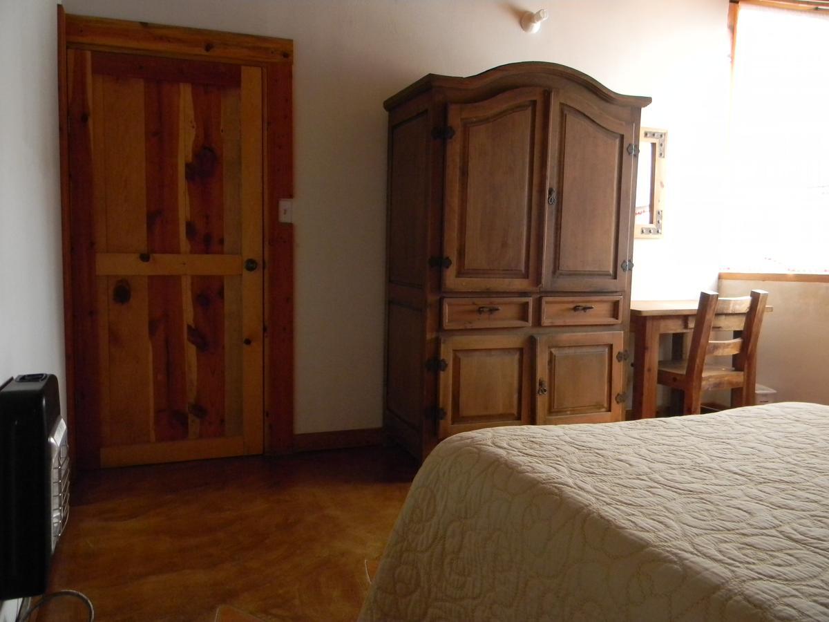 La Troje De Adobe Villa Креел Екстериор снимка