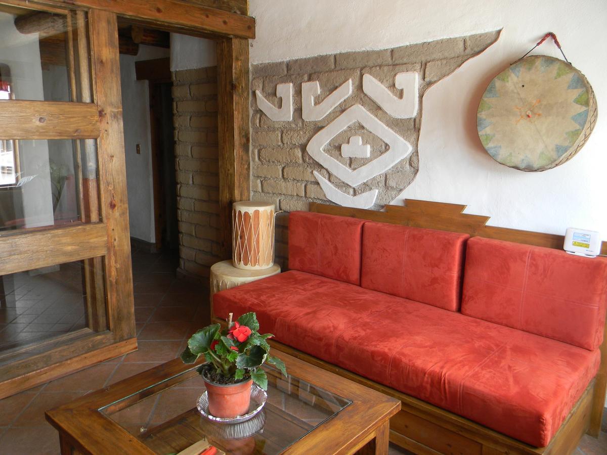 La Troje De Adobe Villa Креел Екстериор снимка